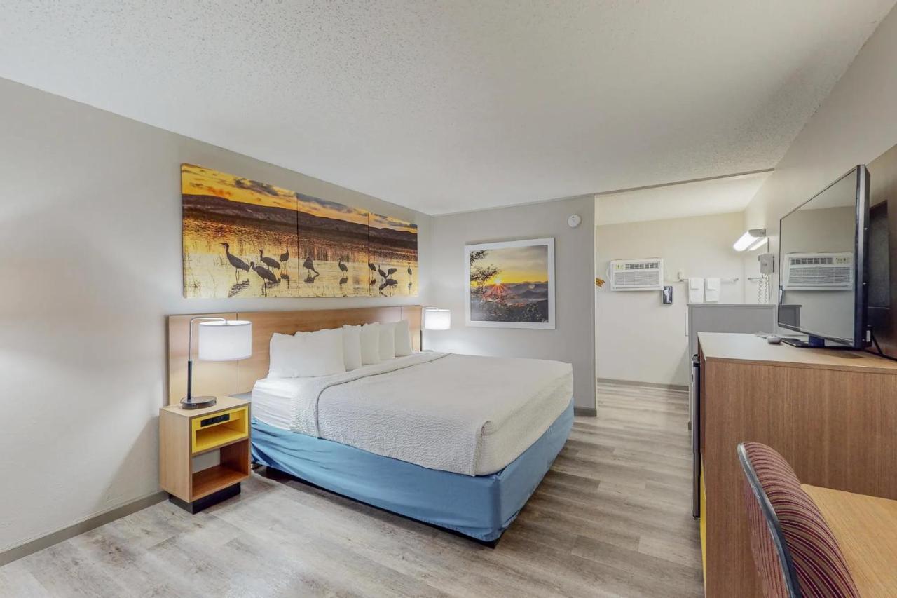 Days Inn By Wyndham Socorro Exterior foto